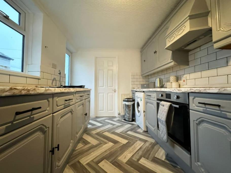 Sea View Retreat Lingdale